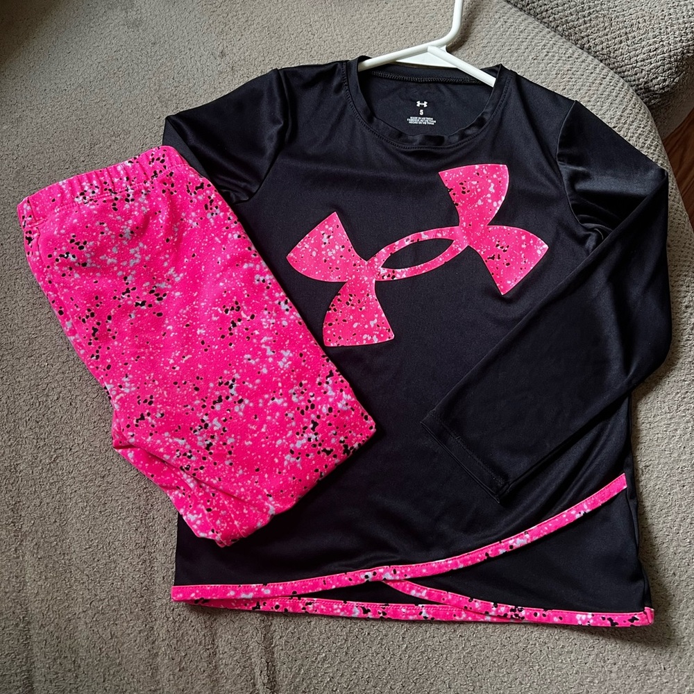 Girls 5 Under Armour Black and Pink Set